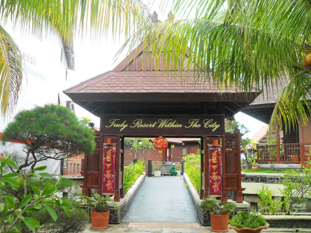 Hotel Pantai Gapura Makassar Eksteriør bilde
