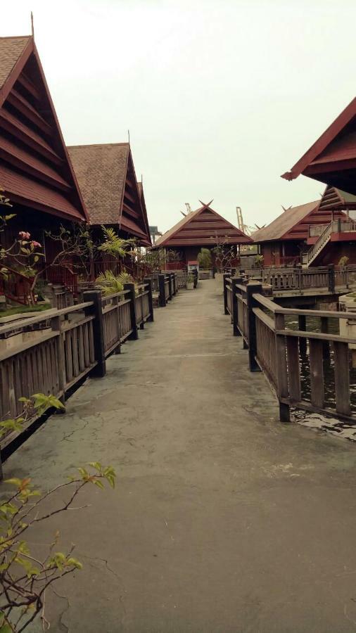Hotel Pantai Gapura Makassar Eksteriør bilde